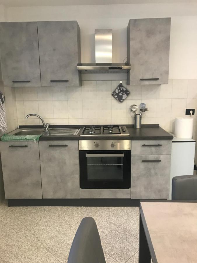 Appartamento Sulla Piazza 90 M Dal Mare Anzio Kültér fotó